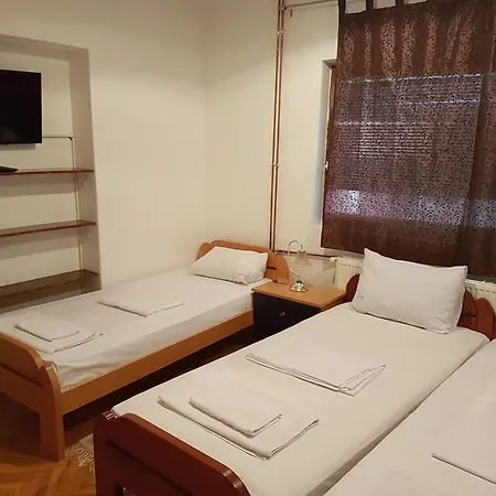 Inn Lira Nis