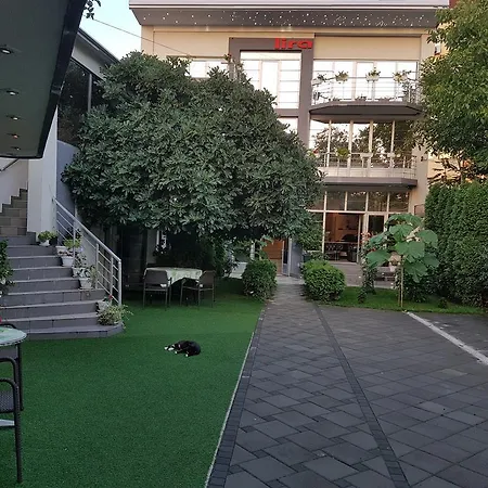 Inn Lira *