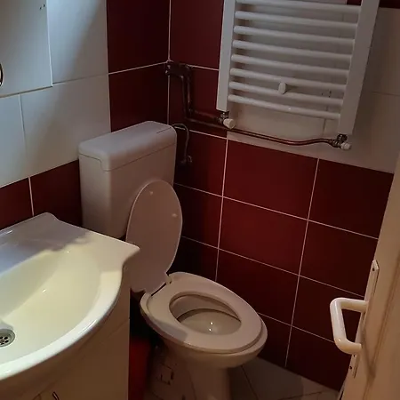 Lira Inn Nis