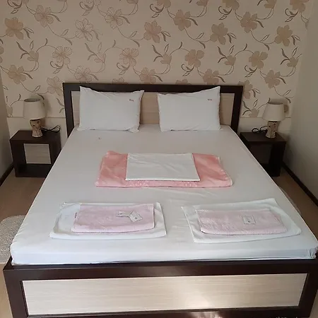 Inn Lira