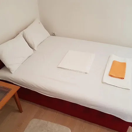 Inn Lira Nis